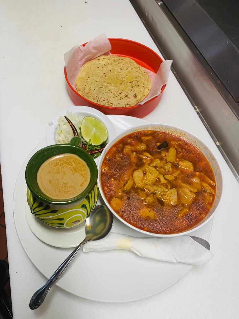 Taqueria Doña Flor | restaurant | 203 154th Pl, Calumet City, IL 60409, USA | 7089408031 OR +1 708-940-8031