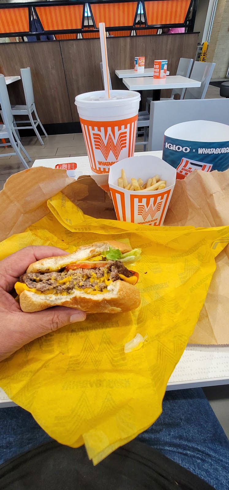 Whataburger | restaurant | 7775 Winchester Rd, Memphis, TN 38125, USA | 9018814506 OR +1 901-881-4506