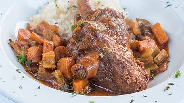 Cardones Restaurant & Bar | restaurant | 377 W Main St, Westerville, OH 43081, USA | 6143922267 OR +1 614-392-2267