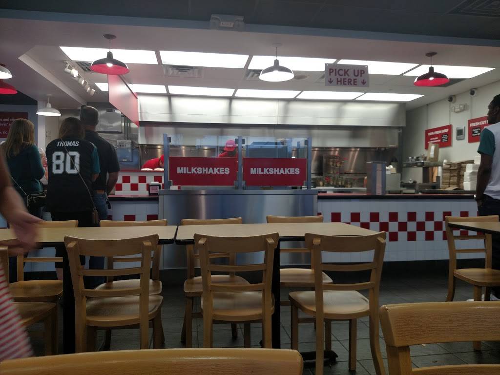 Five Guys | meal takeaway | 10061 San Jose Blvd, Jacksonville, FL 32257, USA | 9044935414 OR +1 904-493-5414