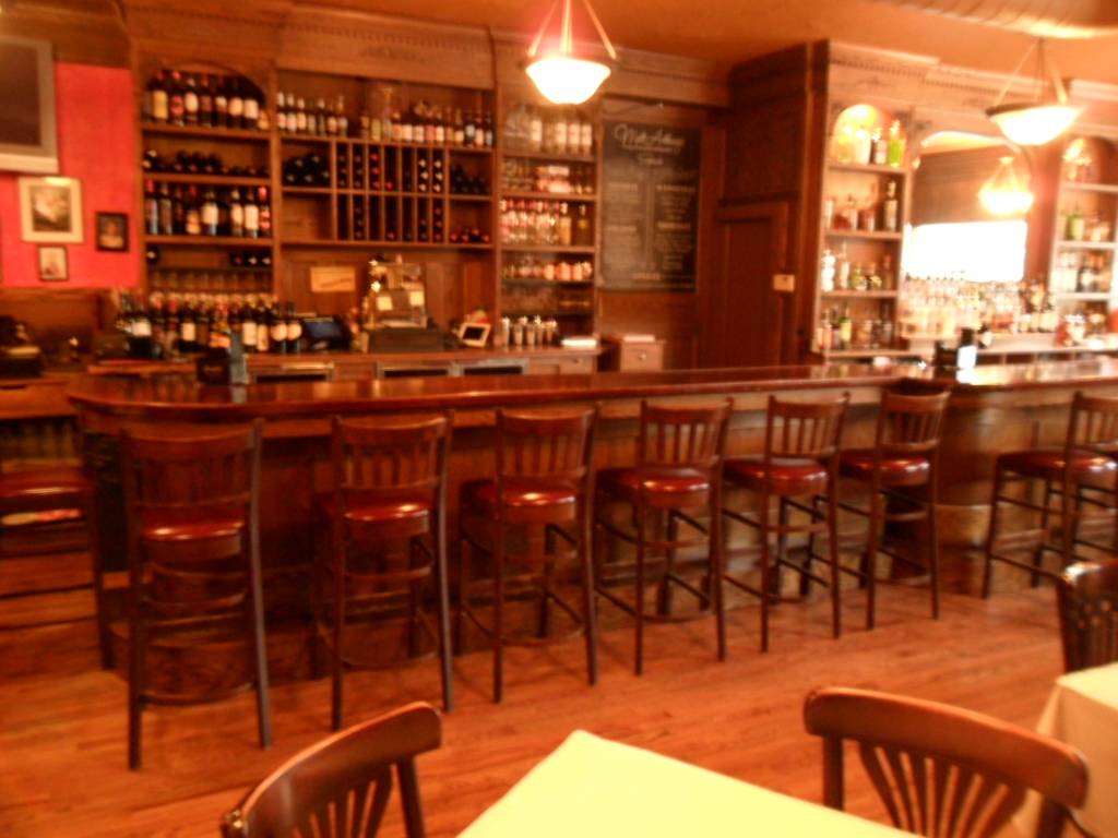 Mart Anthonys | meal takeaway | 1200 W Hubbard St, Chicago, IL 60642, USA | 3124213477 OR +1 312-421-3477