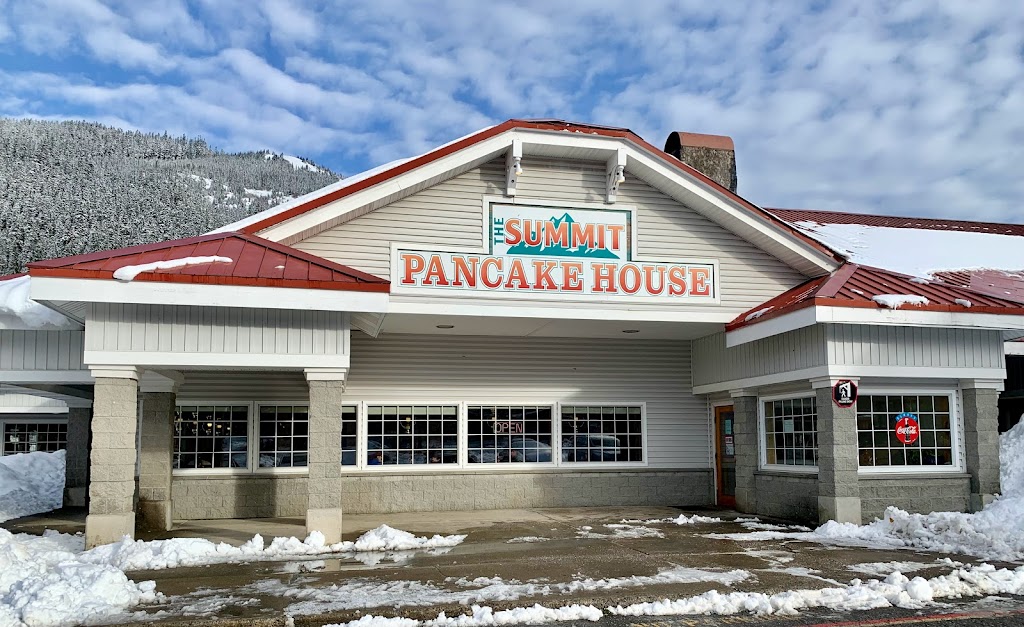 Summit Pancake House and Lounge | restaurant | 603 WA-906, Snoqualmie Pass, WA 98068, USA | 4254346249 OR +1 425-434-6249