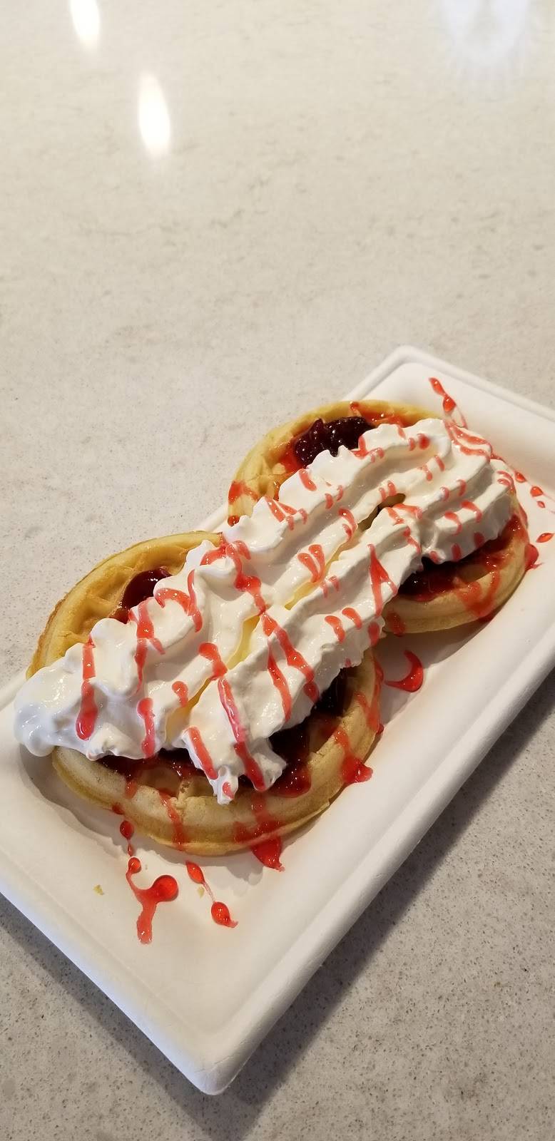 Queen of Hearts Coffee & Tea House | bakery | 1151 Victoria St N, Kitchener, ON N2B 3C8, Canada | 2266478969 OR +1 226-647-8969