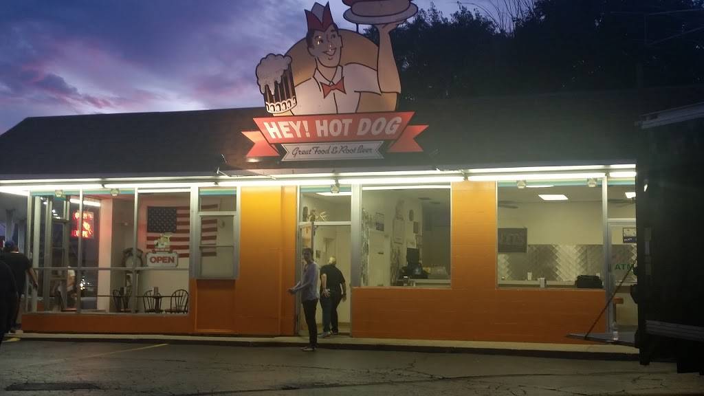 Hey Hot Dog | meal takeaway | 601 Ruby St, Joliet, IL 60435, USA | 8157235487 OR +1 815-723-5487