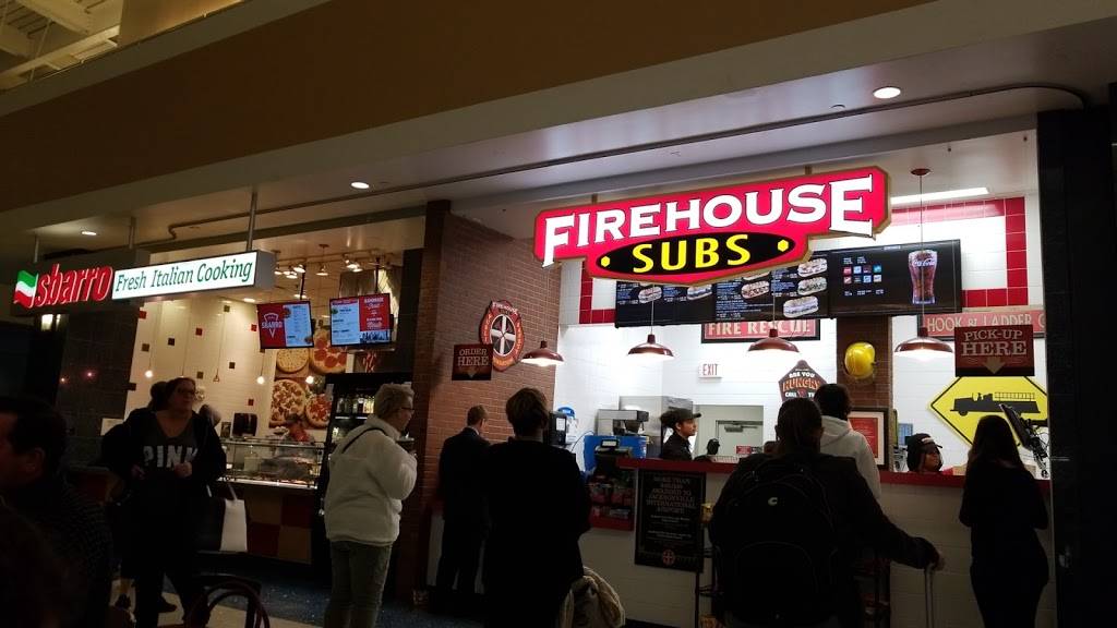 Chilis Grill & Bar | meal takeaway | 2400 Yankee Clipper Dr #206, Jacksonville, FL 32218, USA | 9047410040 OR +1 904-741-0040