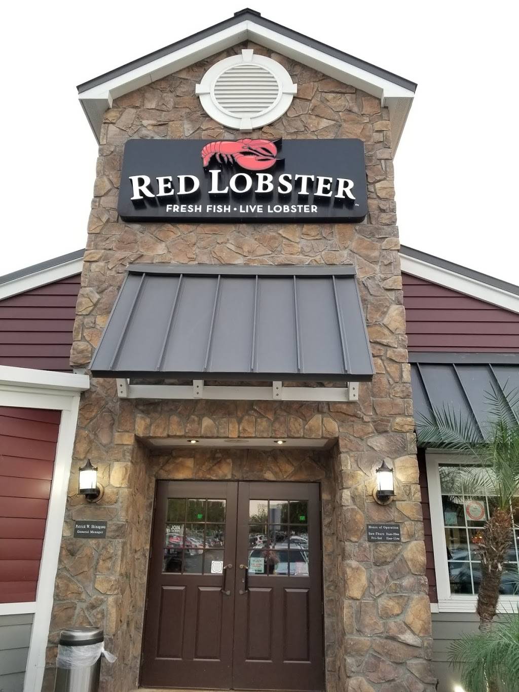 Red Lobster | restaurant | 250 Brea Mall Way, Brea, CA 92821, USA | 7145290632 OR +1 714-529-0632