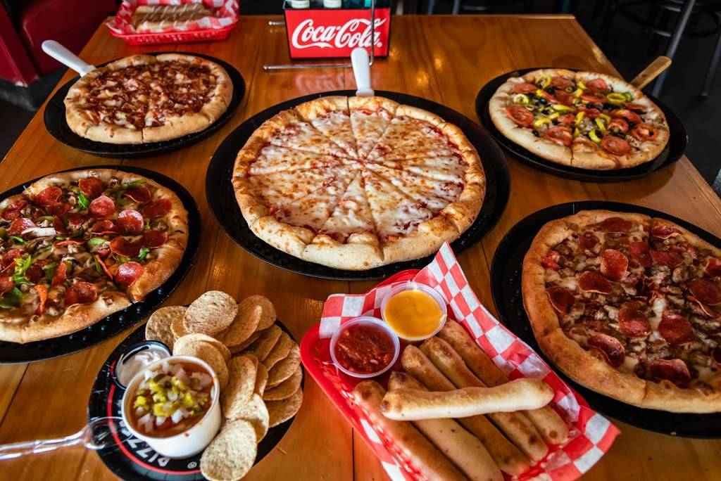 Greeks Pizzeria | restaurant | 120 E Main St, Carmel, IN 46032, USA | 3178481969 OR +1 317-848-1969