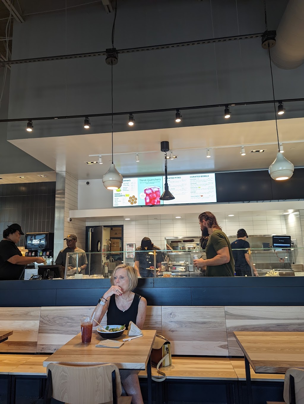 CAVA | restaurant | 1242 Belk Dr Suite 102, Mt Pleasant, SC 29464, USA | 8439842789 OR +1 843-984-2789