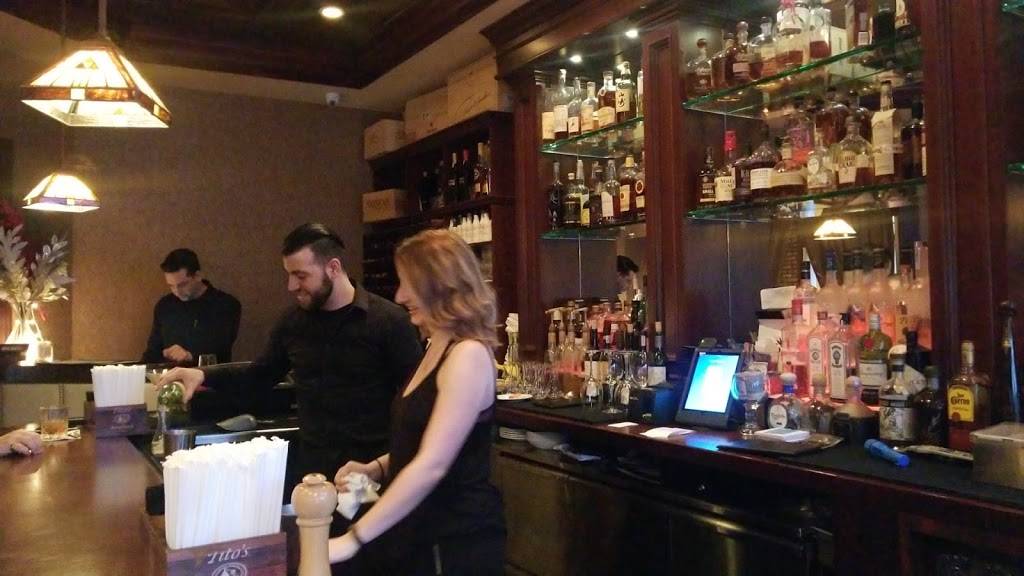 Vittorios | restaurant | 184 Broadway, Amityville, NY 11701, USA | 6312643333 OR +1 631-264-3333