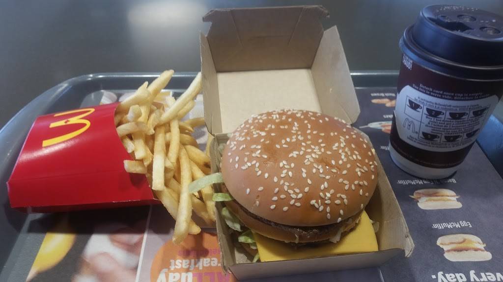 McDonalds | cafe | 57 Bridge St, Lakefield, ON K0L 2H0, Canada | 7056520226 OR +1 705-652-0226