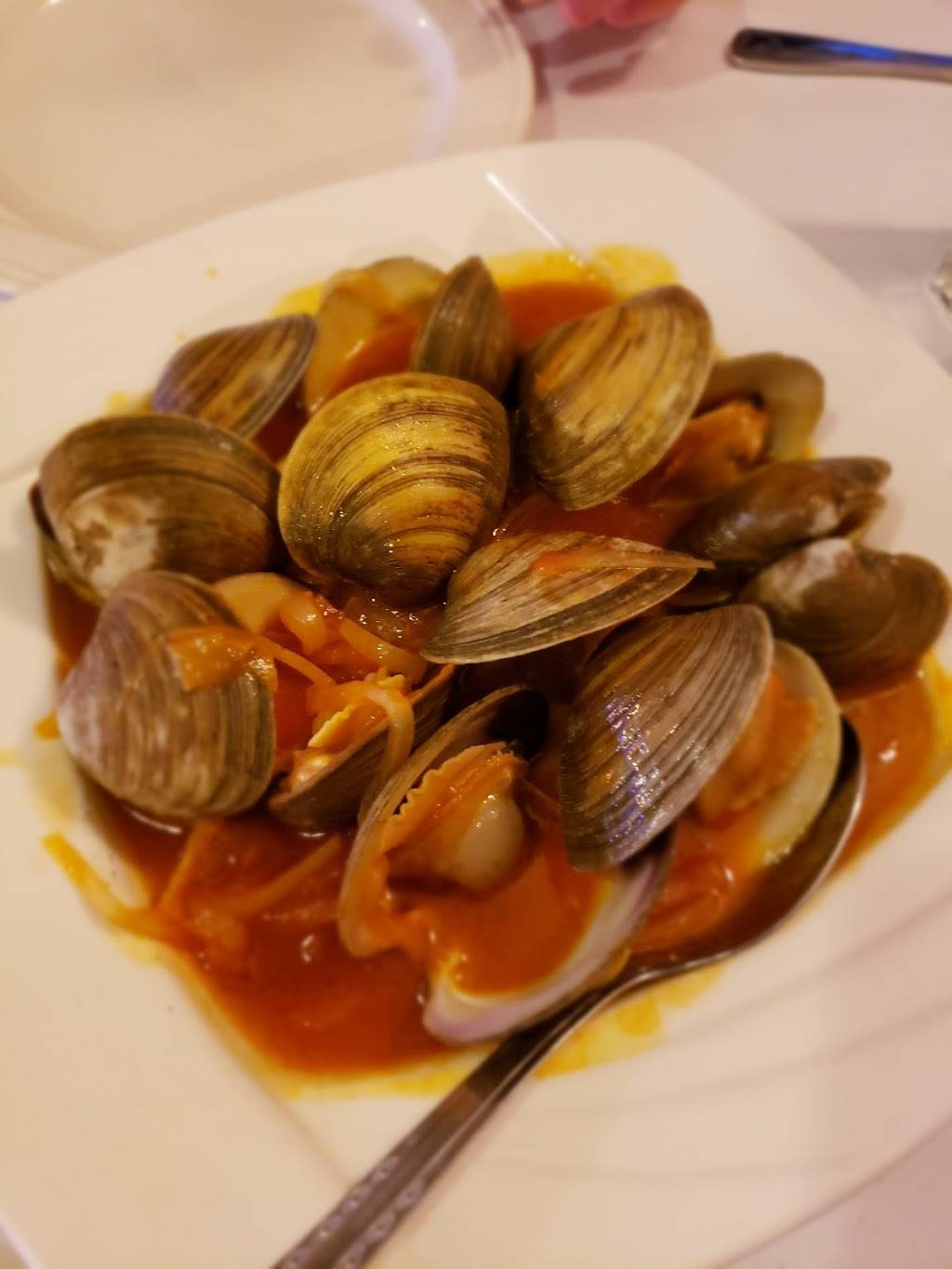 Spring Primavera Restaurant | restaurant | 118 Main Rd, Tiverton, RI 02878, USA | 4016242621 OR +1 401-624-2621