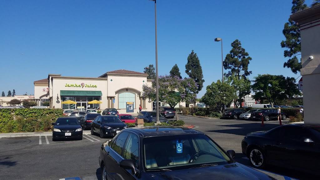 Jamba Hollywood Park | restaurant | 3401 W Century Blvd, Inglewood, CA 90303, USA | 3104128005 OR +1 310-412-8005