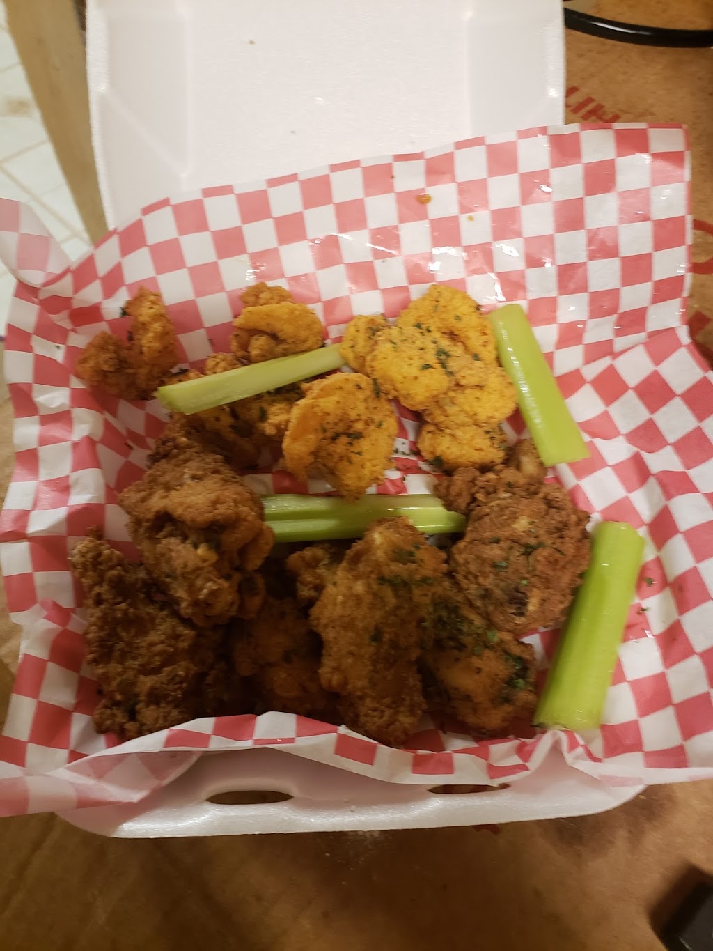 601 Grubs | meal takeaway | 807 1st N St, Vicksburg, MS 39183, USA | 6017385351 OR +1 601-738-5351