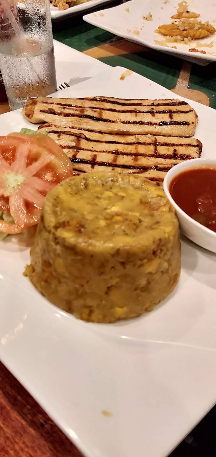 Caridad China | restaurant | 108 Graham Ave, Brooklyn, NY 11206, USA | 7183021102 OR +1 718-302-1102