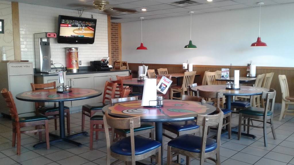 Pizza Hut | meal delivery | 955 N Resler Dr Suite 101, El Paso, TX 79912, USA | 9155818204 OR +1 915-581-8204