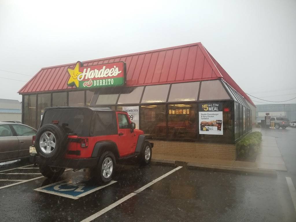 Hardees | restaurant | 1411 N Locust Ave, Lawrenceburg, TN 38464, USA | 9317661079 OR +1 931-766-1079