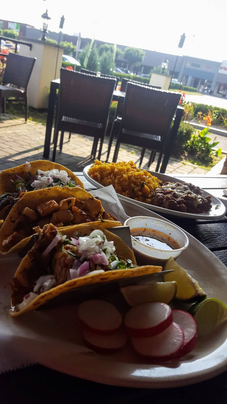 La Fiesta | restaurant | 15 Park Ave # 7, Clifton Park, NY 12065, USA | 5182802657 OR +1 518-280-2657