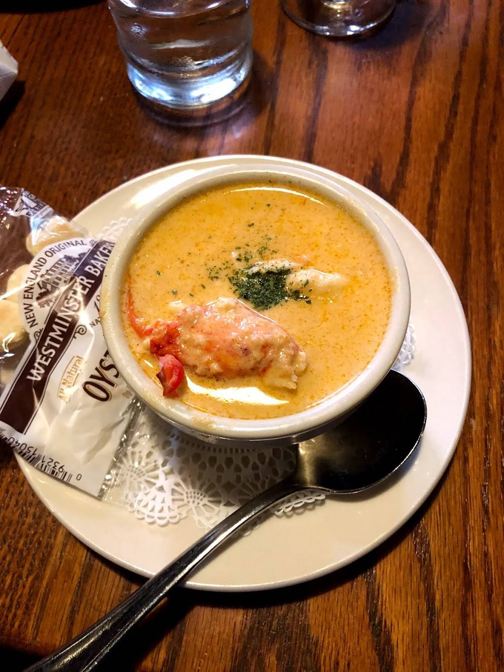 Old Port Tavern | restaurant | 11 Moulton St, Portland, ME 04101, USA | 2077740444 OR +1 207-774-0444