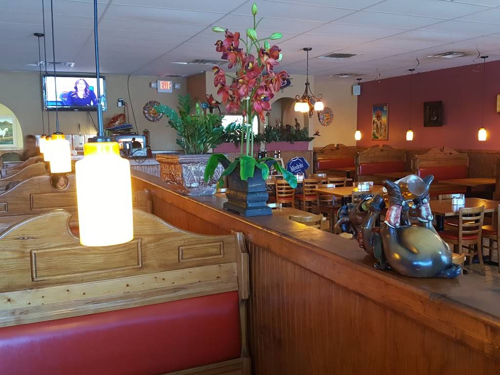El Corral Mexican Restaurant | restaurant | 112 Bradford Blvd # 300, Gordonsville, TN 38563, USA | 6156838877 OR +1 615-683-8877