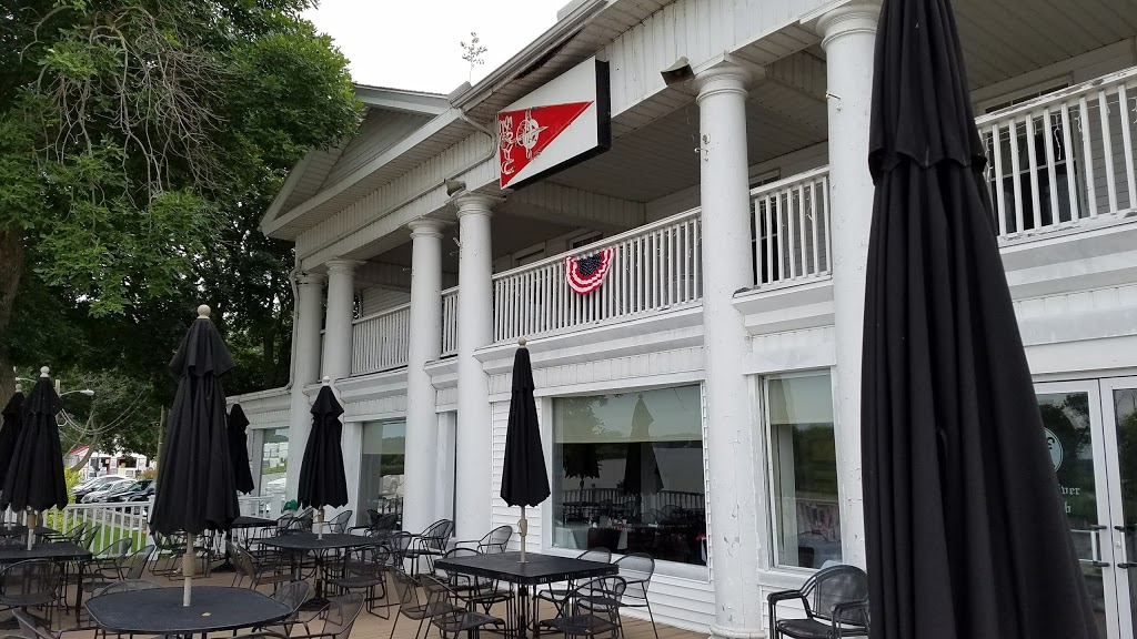 Maumee River Yacht Club | restaurant | 2735 Broadway St, Toledo, OH 43609, USA | 4193823625 OR +1 419-382-3625