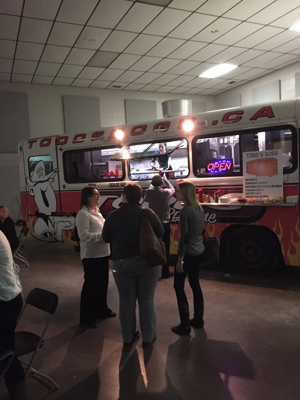 Toddsdogs.Ca | meal takeaway | Mobile, Woodstock, ON N4S 6J5, Canada | 5196305597 OR +1 519-630-5597