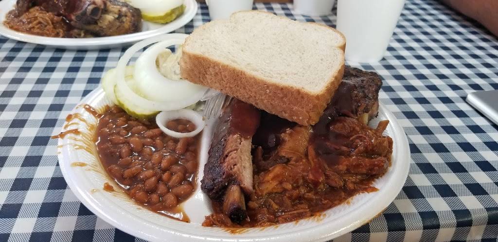 J & B Barbecue & Catering | restaurant | 48 S Holloway St, Henderson, KY 42420, USA | 2708300033 OR +1 270-830-0033