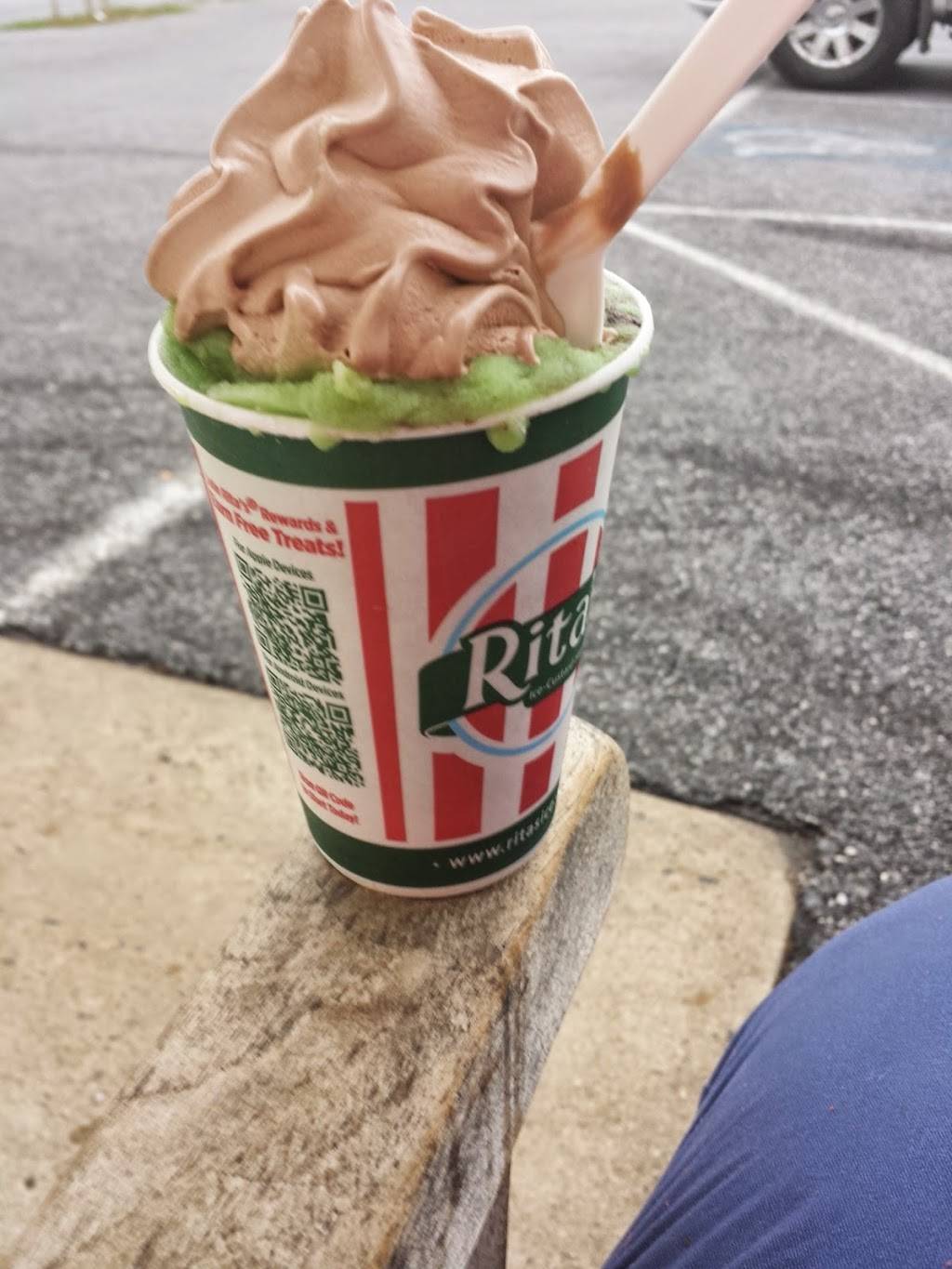 Ritas Italian Ice & Frozen Custard | restaurant | 538 W South St, Frederick, MD 21701, USA | 3016943270 OR +1 301-694-3270