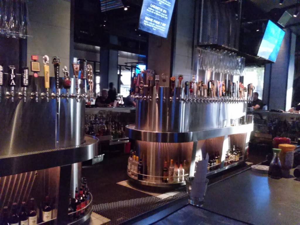 Yard House | restaurant | 9301 Tampa Ave Suite 216, Northridge, CA 91324, USA | 8187210085 OR +1 818-721-0085