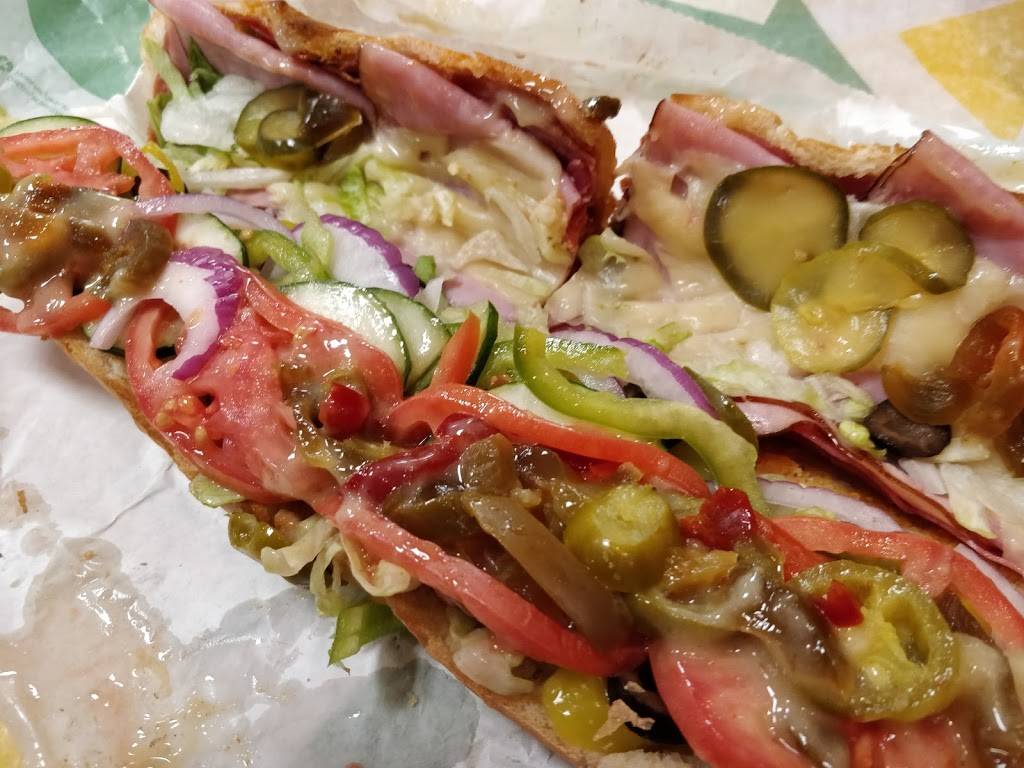 Subway | restaurant | 6022 Penn Ave, Pittsburgh, PA 15206, USA | 7247723288 OR +1 724-772-3288