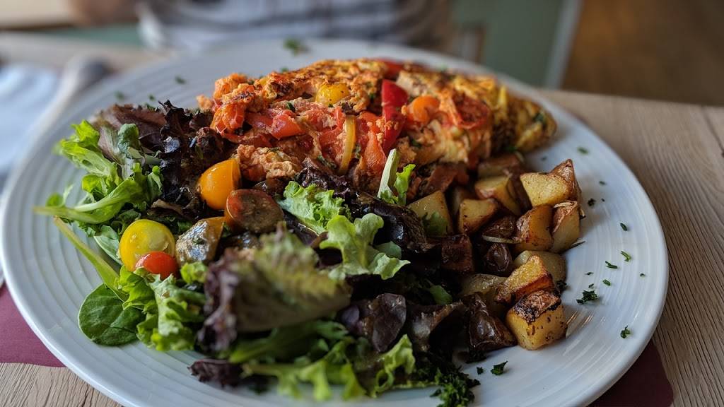 Creamy Spoon French Bistro | restaurant | 106 N Glendale Ave, Glendale, CA 91206, USA | 8186962775 OR +1 818-696-2775