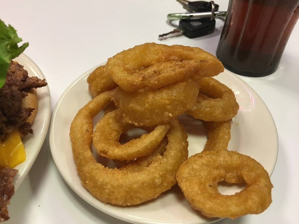 Steak n Shake | restaurant | 52965 State Road 933 North, South Bend, IN 46637, USA | 5742719412 OR +1 574-271-9412