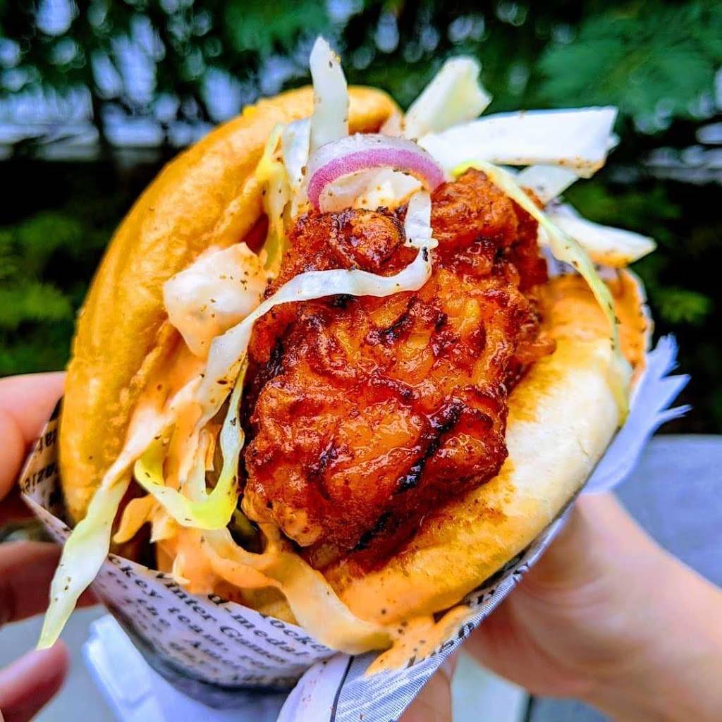 Wooboi Hot Chicken | restaurant | 139 Spring St #1, Herndon, VA 20170, USA | 7034353703 OR +1 703-435-3703