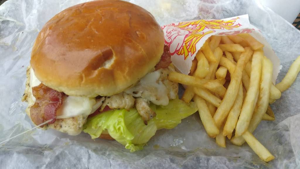 H Dog | restaurant | 36 US-41, Schererville, IN 46375, USA | 2193226382 OR +1 219-322-6382