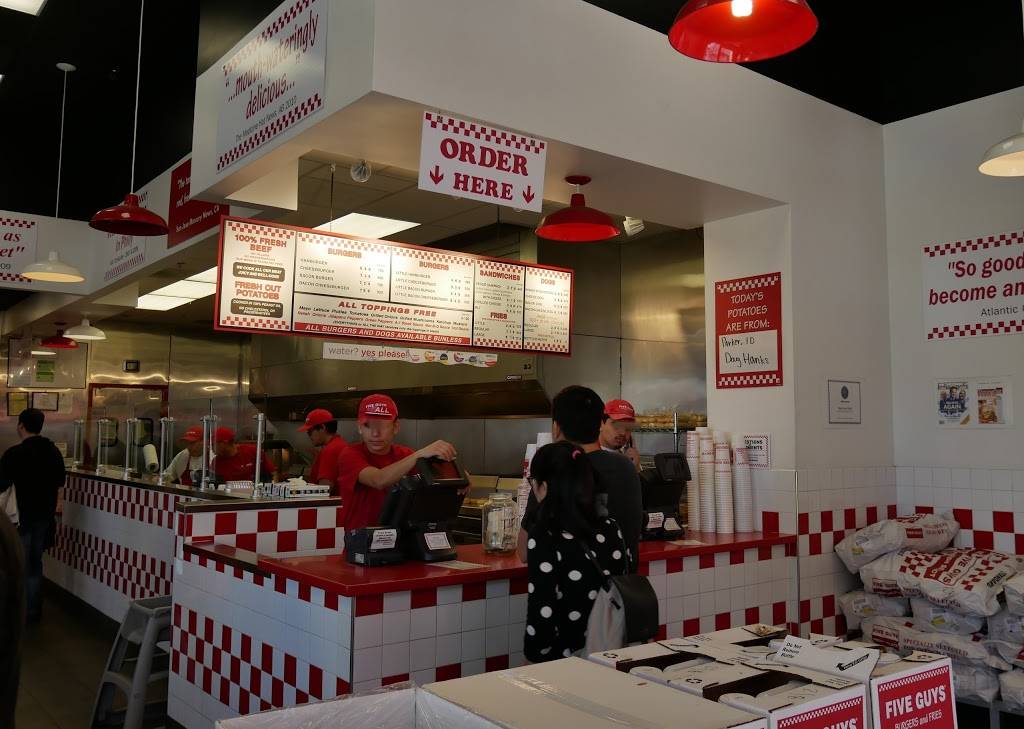Five Guys | meal takeaway | 801 Middlefield Rd, Redwood City, CA 94063, USA | 6503643101 OR +1 650-364-3101