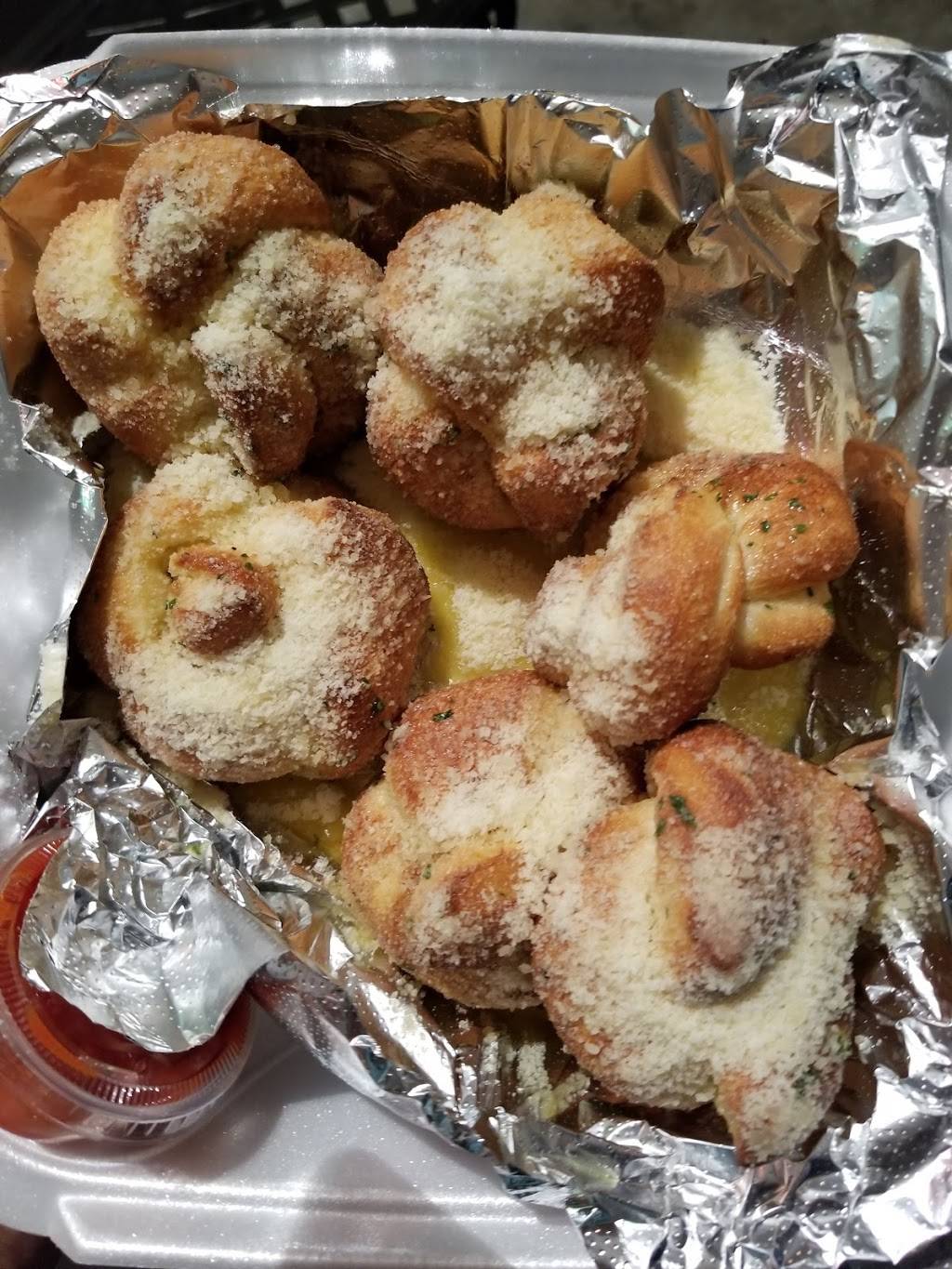 Raven Pizza and More | meal delivery | 8255 US-301, Parrish, FL 34219, USA | 9417769116 OR +1 941-776-9116