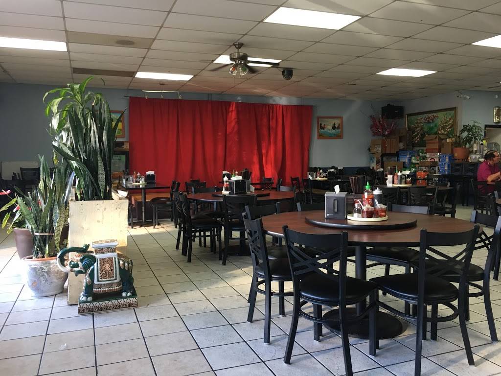 Phở Vy Vietnamese Cuisine | restaurant | 401 International Blvd, Oakland, CA 94606, USA | 5108932827 OR +1 510-893-2827