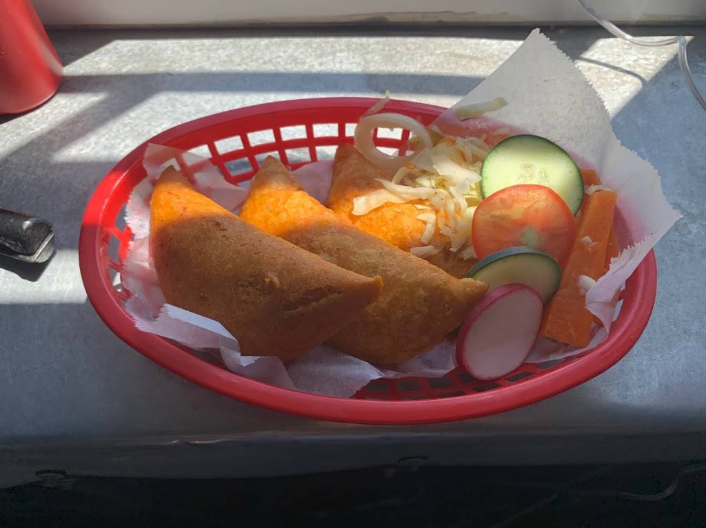 Pupuseria Lupita | restaurant | 10601 N Lamar Blvd, Austin, TX 78753, USA | 5129675818 OR +1 512-967-5818