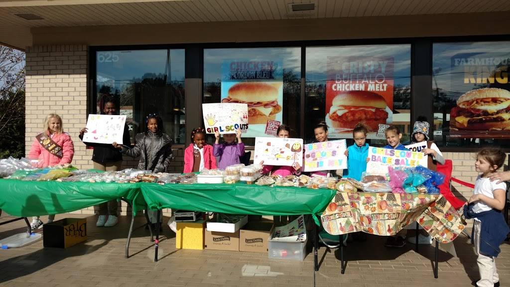 Burger King | restaurant | 625 E Nash St, Spring Hope, NC 27882, USA | 2524786113 OR +1 252-478-6113