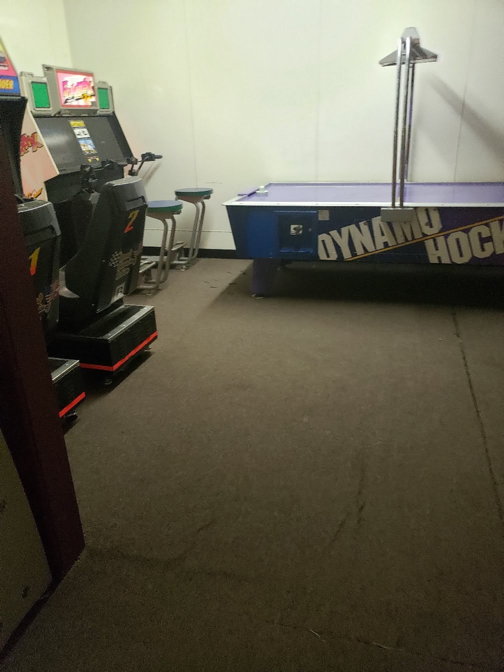 Bel Aire Bowl | meal takeaway | 905 E Bender Blvd, Hobbs, NM 88240, USA | 5753933333 OR +1 575-393-3333