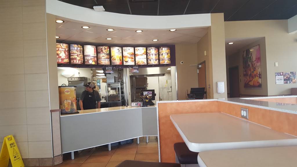 Taco Bell | meal takeaway | 215 S Watson Rd, Arlington, TX 76010, USA | 8176529583 OR +1 817-652-9583