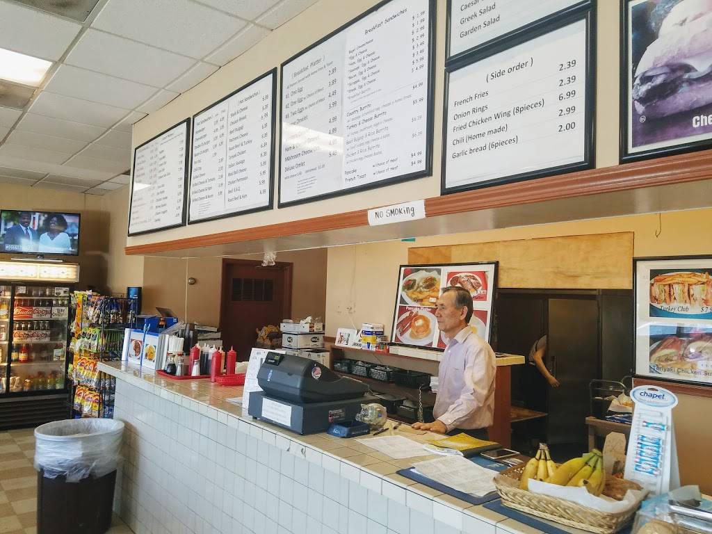 Dillys Restaurant | restaurant | 7708 Backlick Rd # D, Springfield, VA 22150, USA | 7036442220 OR +1 703-644-2220