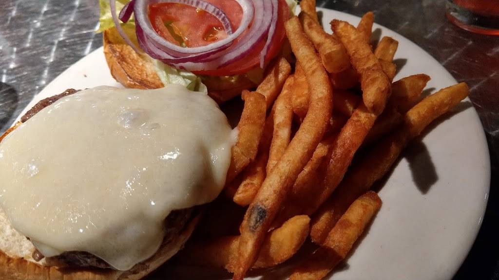 The Oliver House | restaurant | 27 Broadway St, Toledo, OH 43604, USA | 4192431302 OR +1 419-243-1302