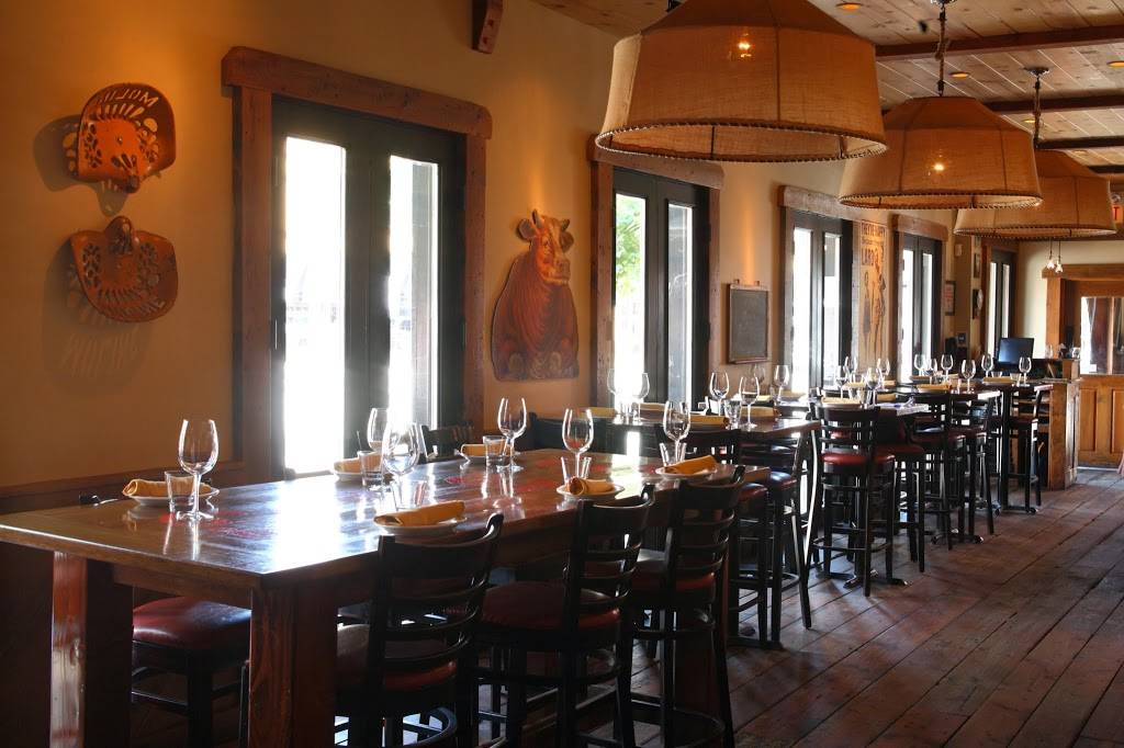 Davanti Enoteca | restaurant | 1359 W Taylor St, Chicago, IL 60607, USA | 3122265550 OR +1 312-226-5550