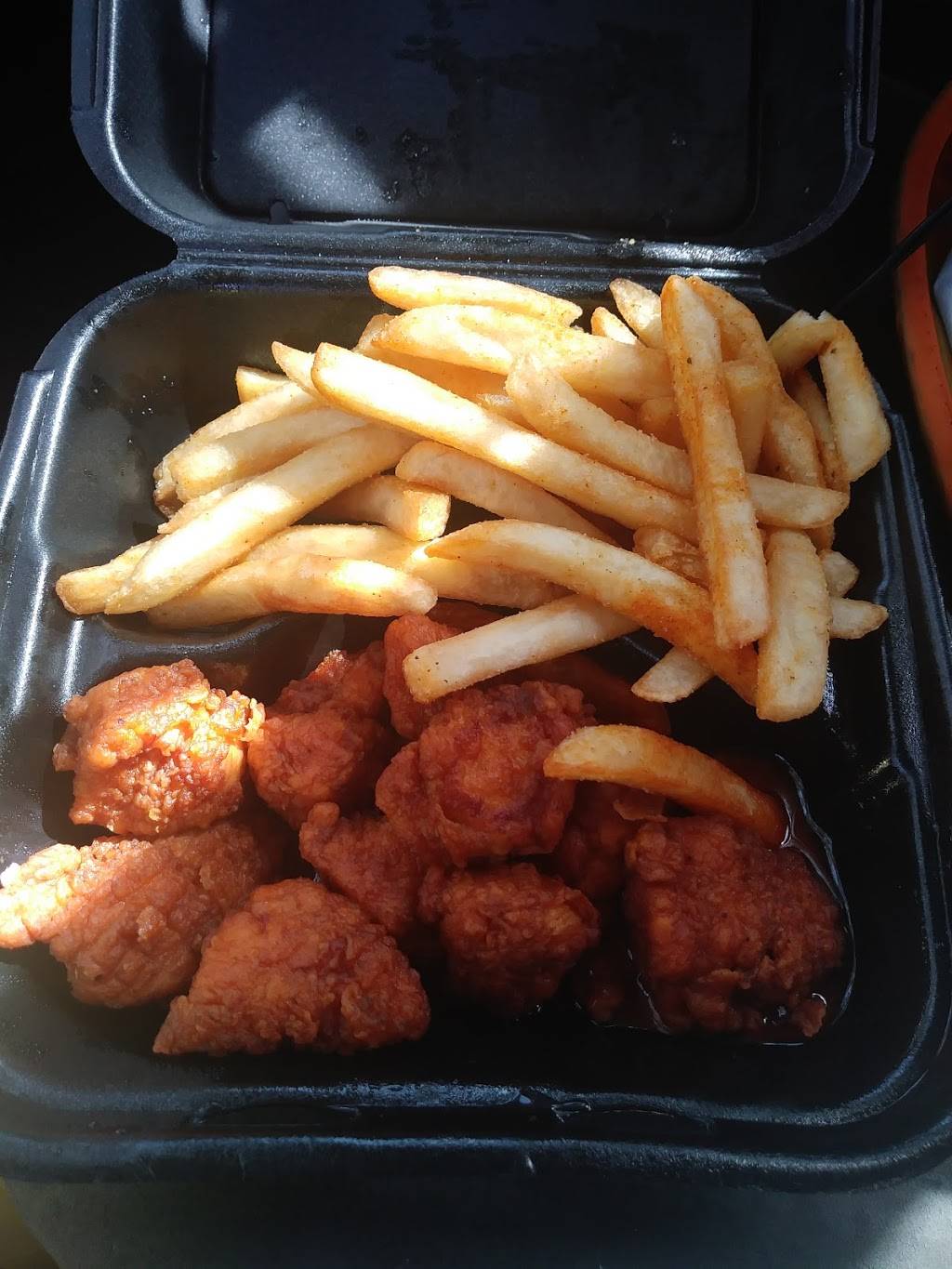 Salem’s Fresh Eats - Hillsborough Ave | meal takeaway | 4004 E Hillsborough Ave, Tampa, FL 33610, USA | 8136204433 OR +1 813-620-4433