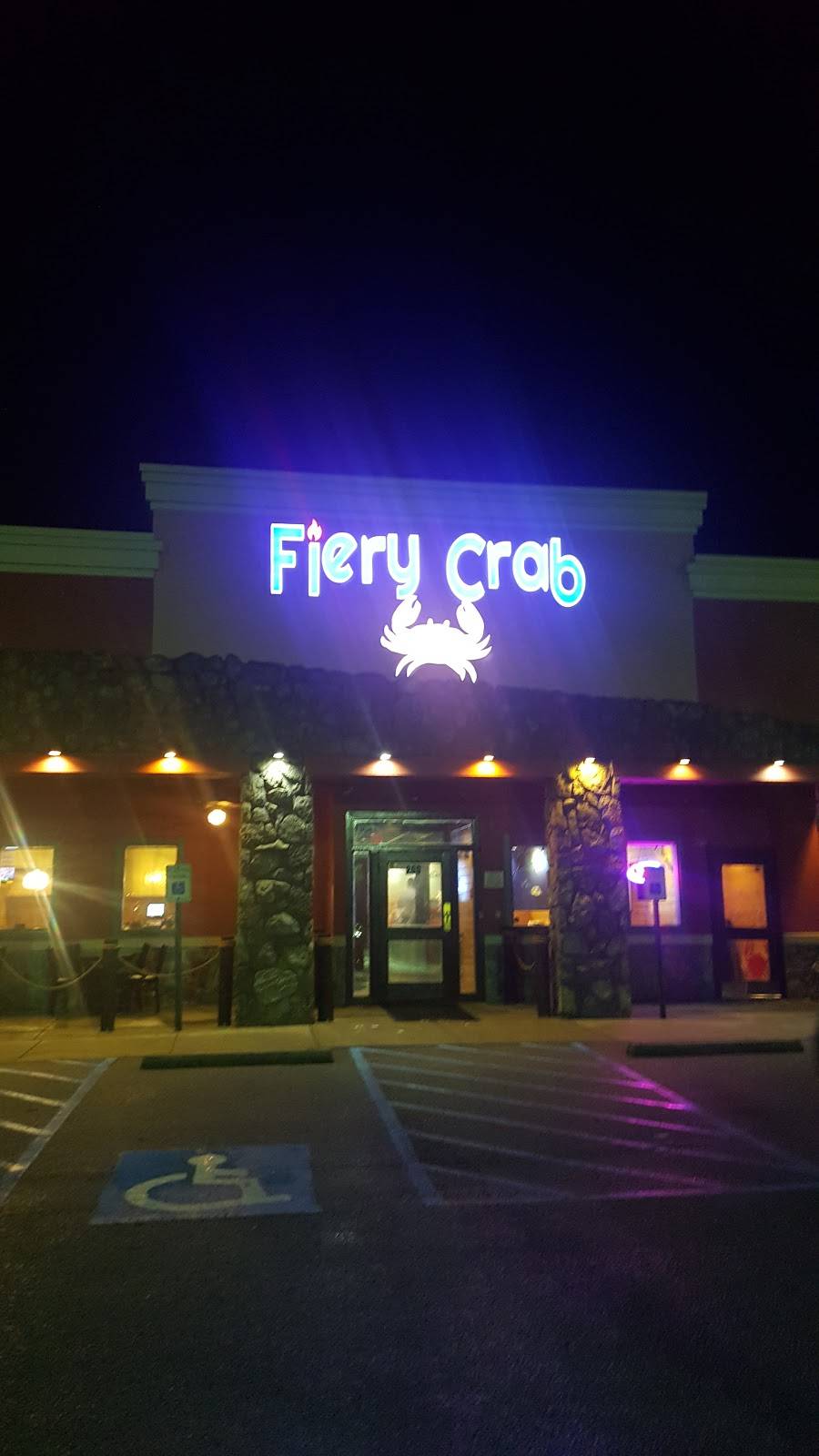 Fiery Crab Juicy Seafood | restaurant | 200 Graces Way, Columbia, SC 29229, USA | 8039396616 OR +1 803-939-6616