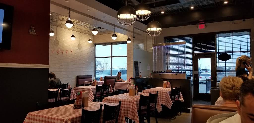 Viet Cajun & Noodles | restaurant | 437 Commerce Dr #100, Woodbury, MN 55125, USA | 6516832172 OR +1 651-683-2172