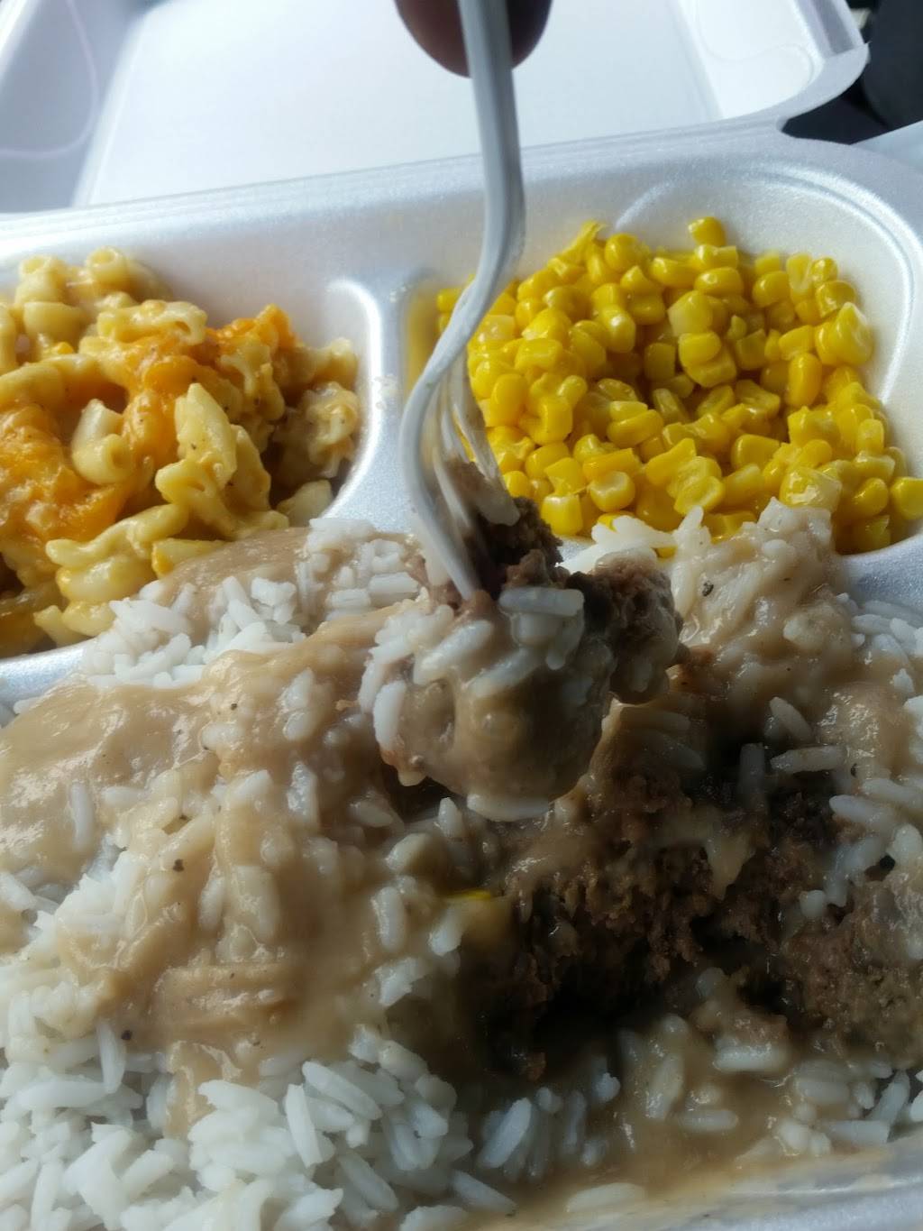 Madison Soul Food Kitchen | restaurant | 1731 Greenway Ave, Columbus, OH 43203, USA | 6142521657 OR +1 614-252-1657