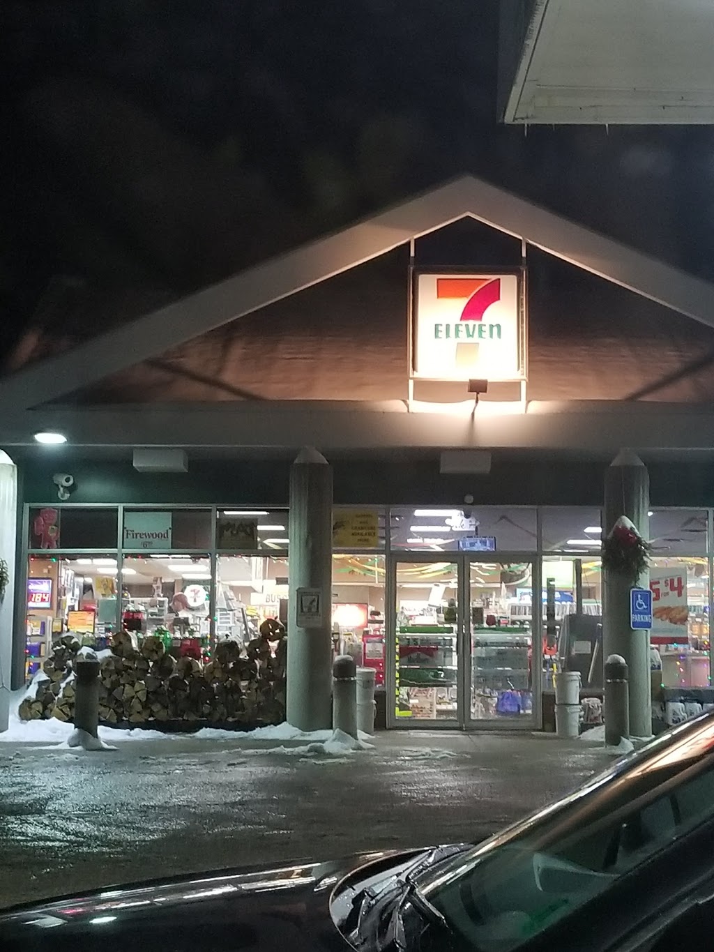 7-Eleven - Closed | bakery | 2039 White Mountain Hwy, North Conway, NH 03860, USA | 6033565858 OR +1 603-356-5858