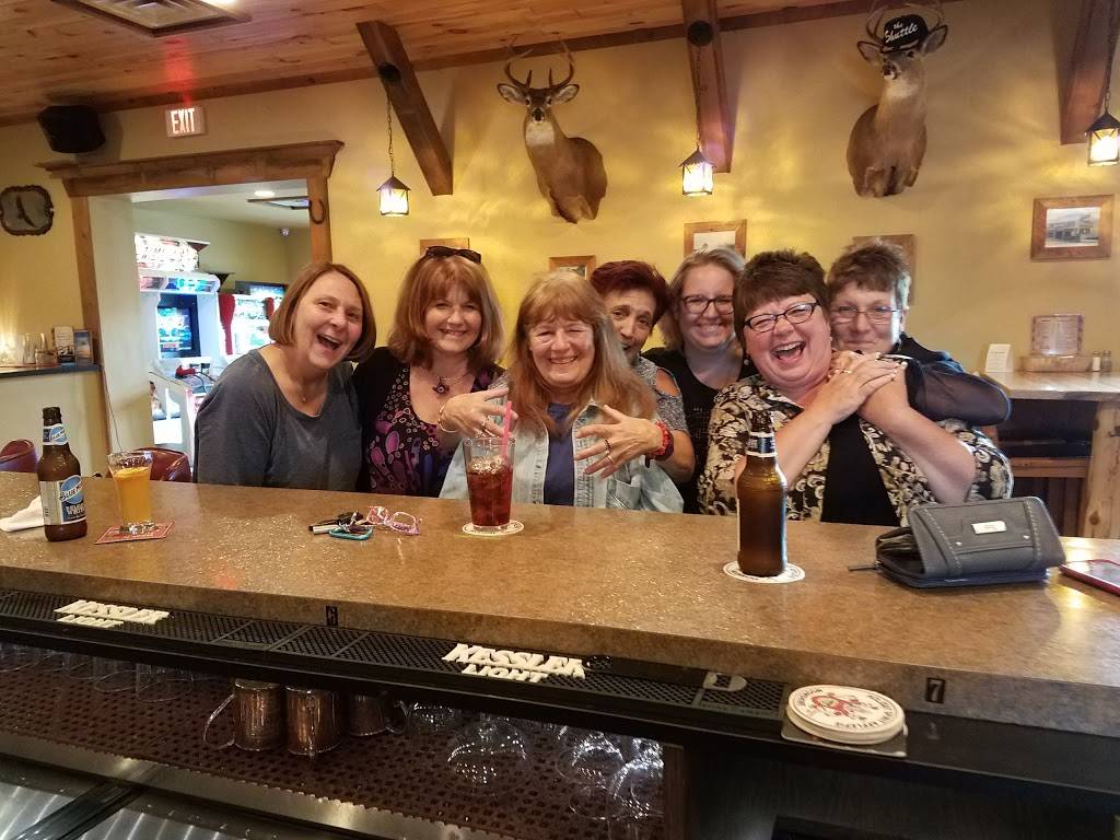 Mountain Bay Bar & Grill | restaurant | 104 S Wisconsin St, Pulaski, WI 54162, USA | 9208228705 OR +1 920-822-8705