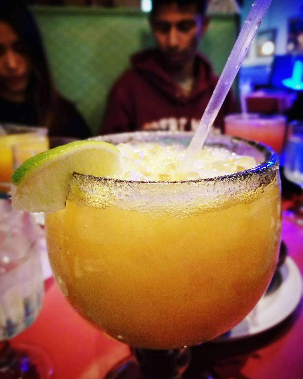 La Hacienda de Roselle | restaurant | 35 W Irving Park Rd, Roselle, IL 60172, USA | 6308939009 OR +1 630-893-9009